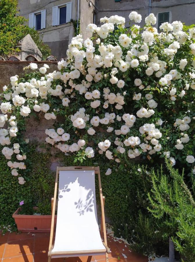 La Torretta Del Lago อันกุยลารา ซาบาเซีย ภายนอก รูปภาพ